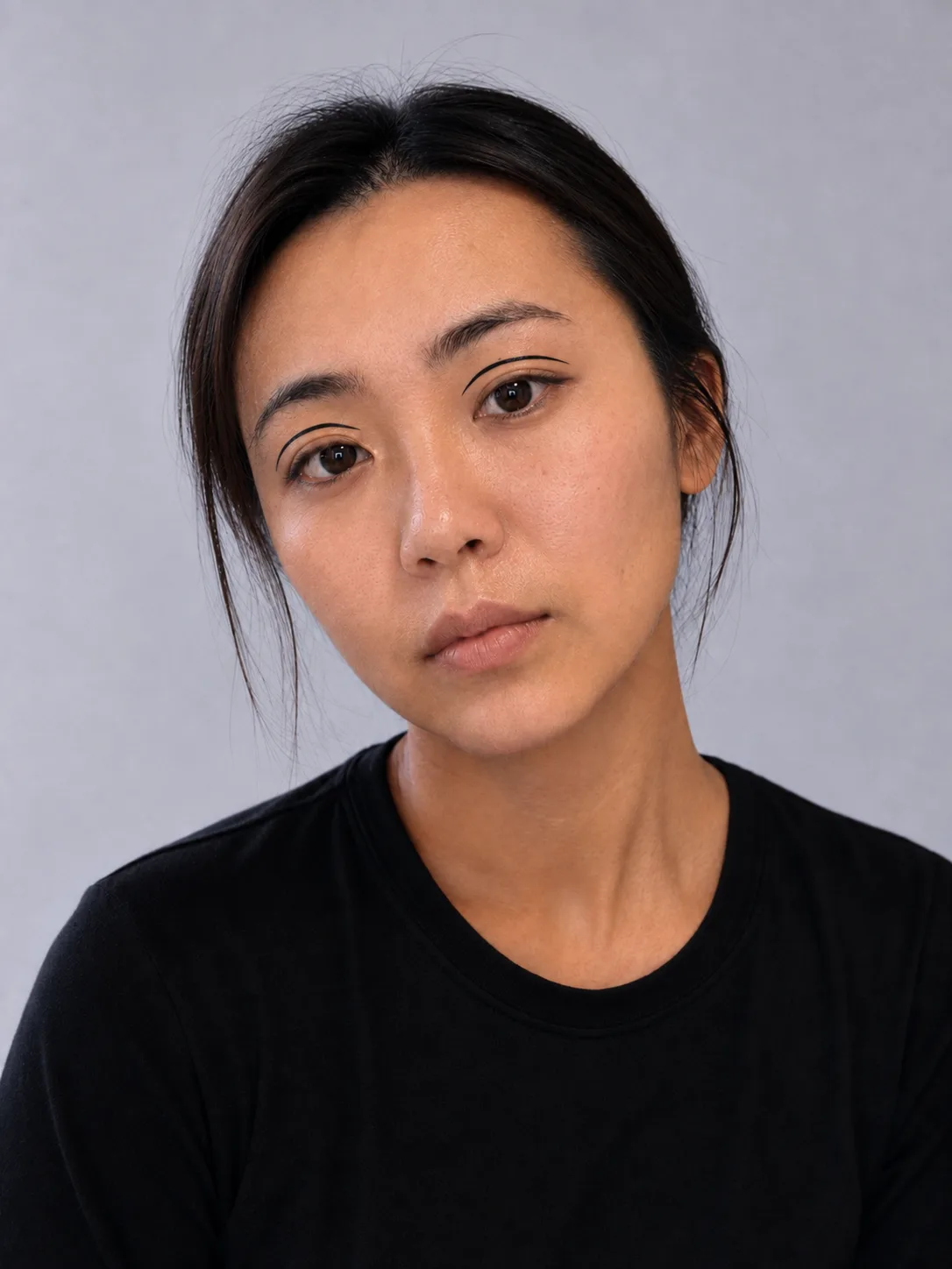 Graphic Eyeliner Look on Your Photo